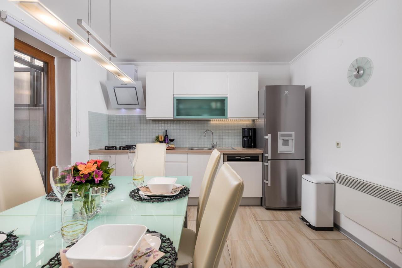 Apartamento Nobis Rijeka Exterior foto