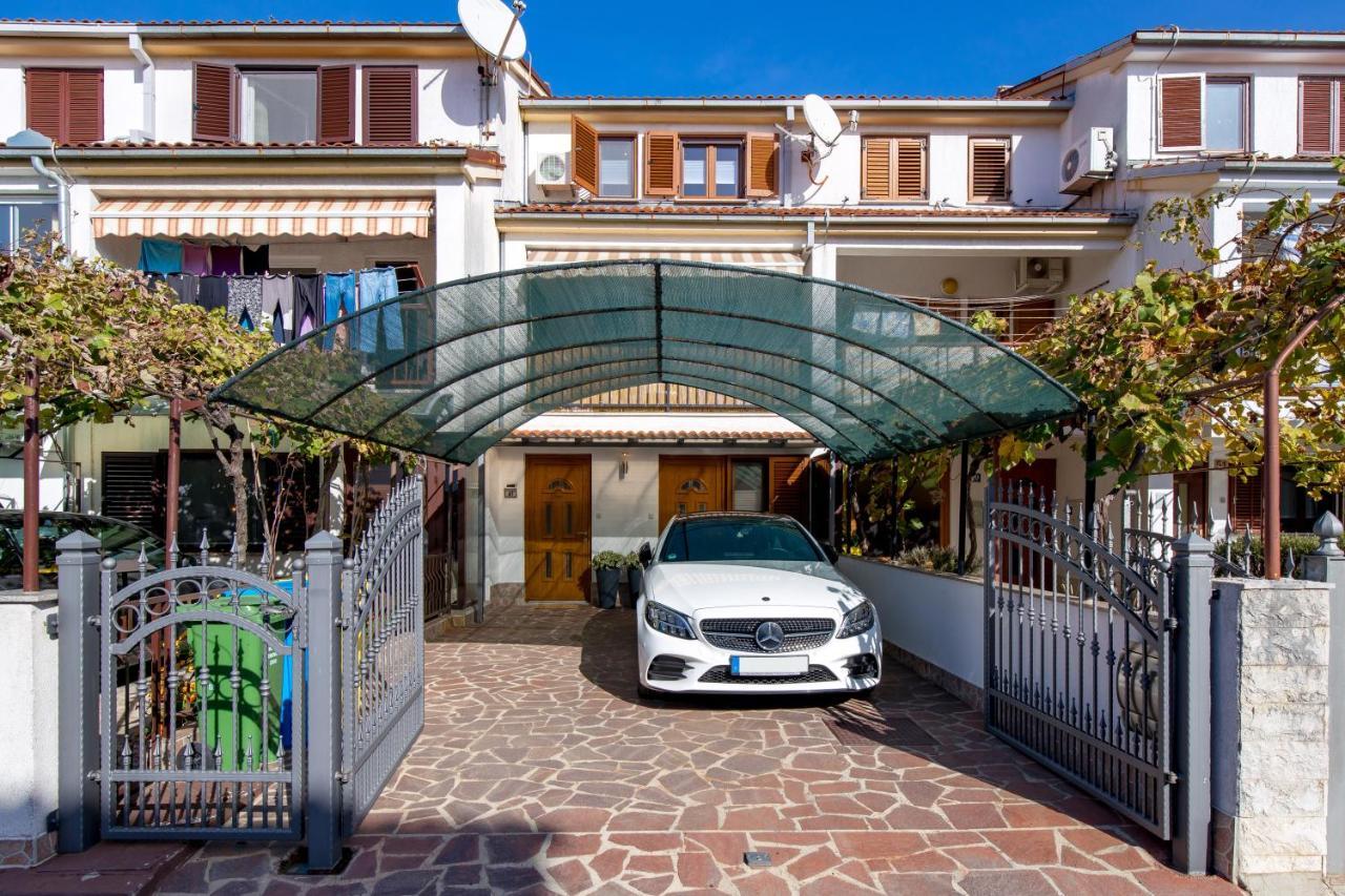 Apartamento Nobis Rijeka Exterior foto